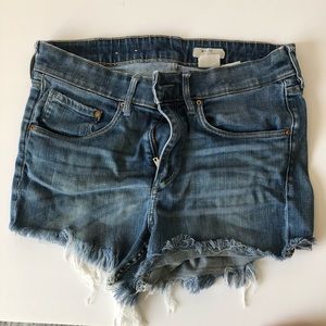 H & M shorts